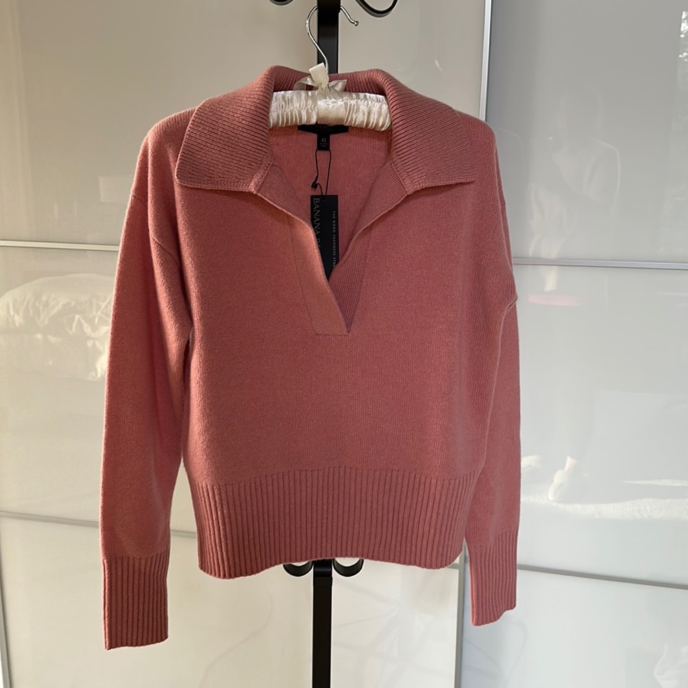 EUC Banana Republic Luna Cashmere Sweater